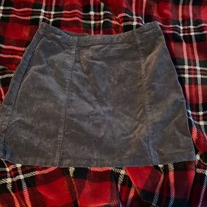 black skirt